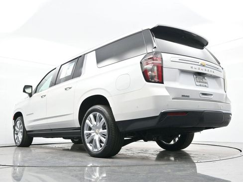 Used 2024 Chevrolet Suburban High Country w/ Advanced Technology Package image 58