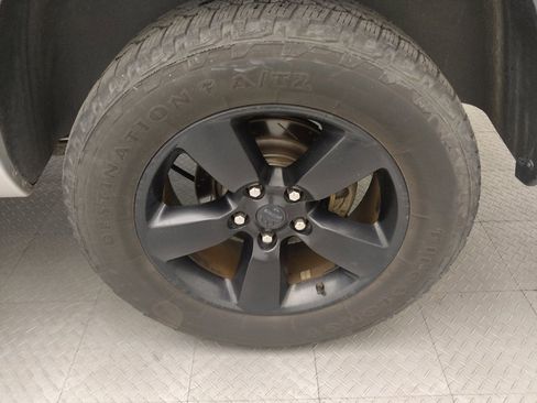 Used 2018 RAM 1500 Express w/ Express Value Package RWD image 31