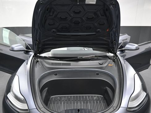 Used 2023 Tesla Model 3 Standard Range RWD image 34