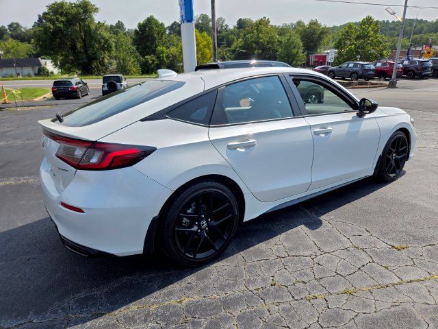 Used 2025 Honda Civic Sport image 8