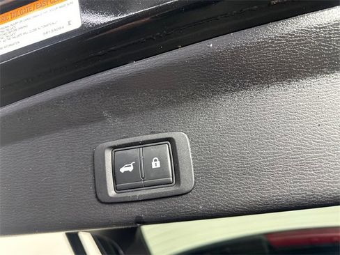 Used 2022 Mitsubishi Outlander SEL image 8