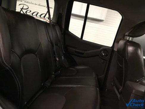 Used 2015 Nissan Xterra PRO-4X w/ Pro-4x Leather Package image 29