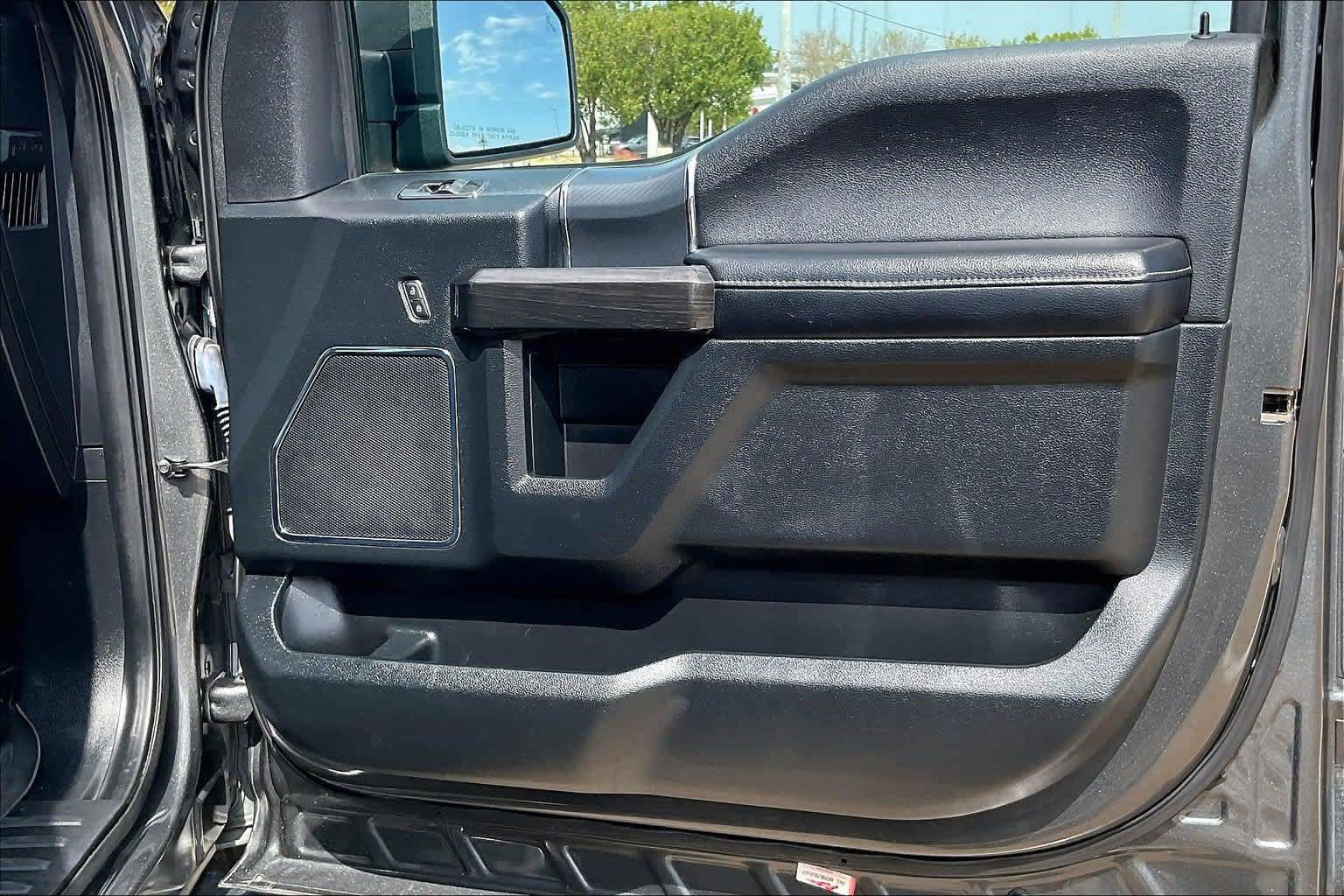 Used 2020 Ford F150 Lariat AWD/4WD image 27