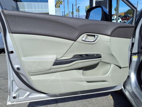 Used 2012 Honda Civic LX image 25