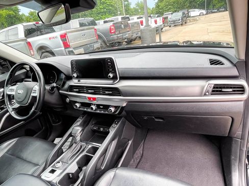 Used 2020 Kia Telluride S AWD/4WD image 9