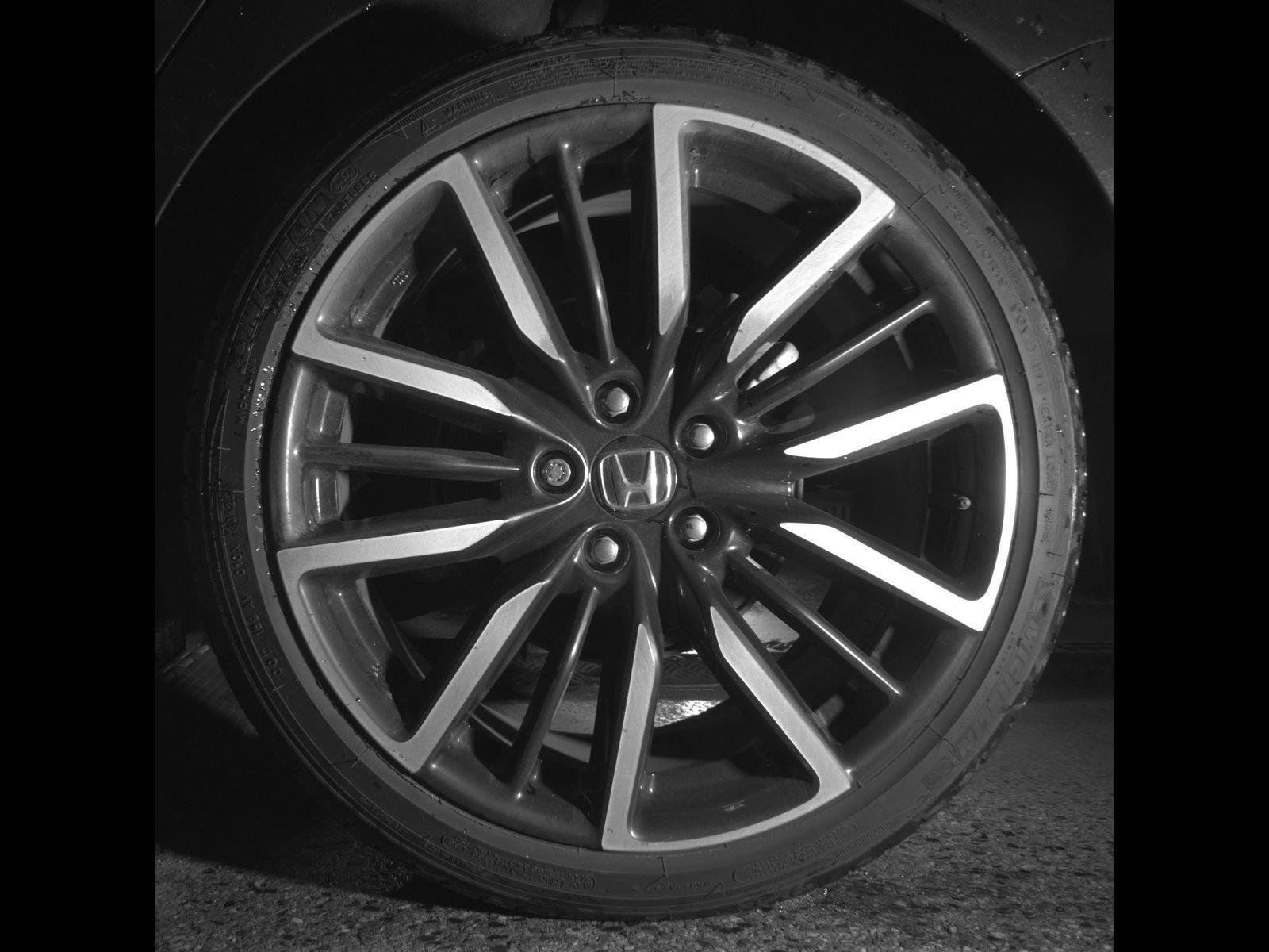 Used 2025 Honda Accord Touring image 11