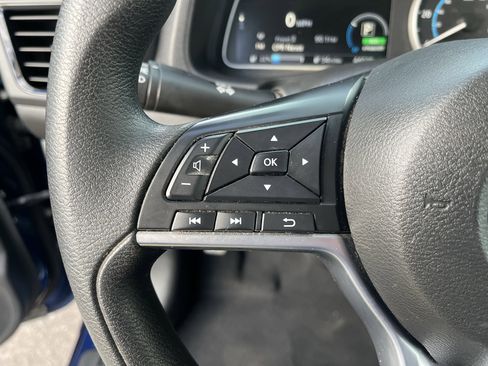 Certified 2023 Nissan Leaf S image 14