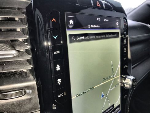 Used 2020 RAM 1500 Limited w/ Body Color Bumper Group image 19