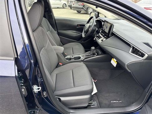 Used 2026 Toyota Corolla LE image 9