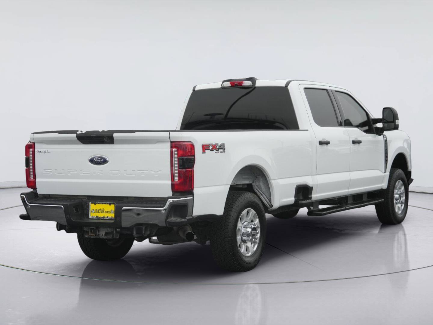 Used 2023 Ford F350 XLT w/ 360-Degree Camera Package AWD/4WD image 6