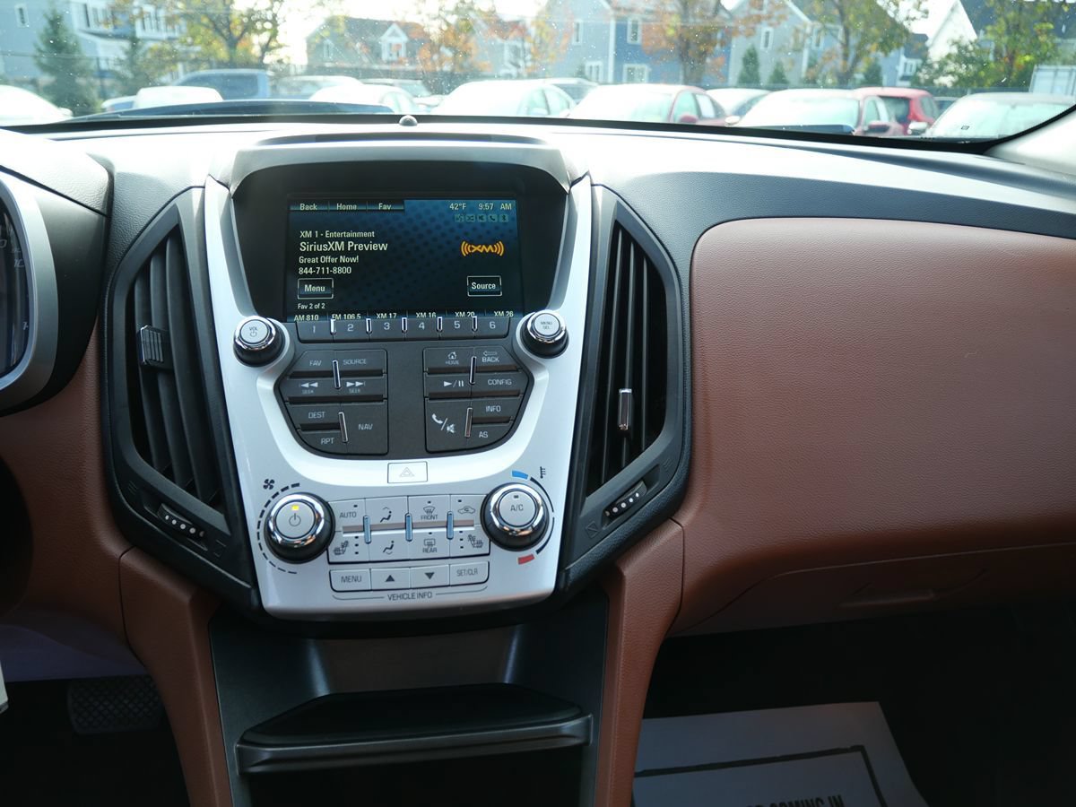 Used 2016 Chevrolet Equinox LTZ w/ Enhanced Convenience Package AWD/4WD image 13