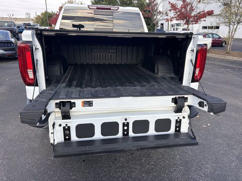 Used 2021 GMC Sierra 1500 SLT w/ SLT Premium Plus Package image 17