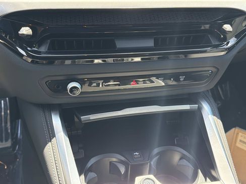 Used 2026 BMW M240i Coupe RWD image 19