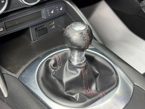 Used 2017 MAZDA MX-5 Miata RF Grand Touring RWD image 28