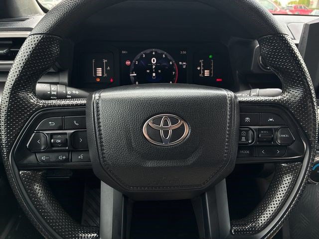 Certified 2025 Toyota Tacoma SR5 AWD/4WD image 22