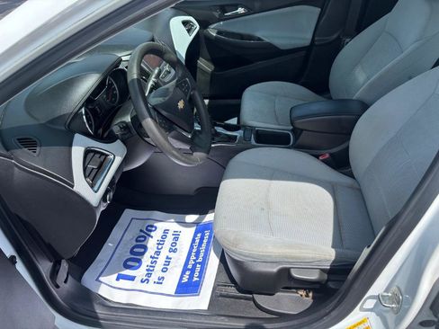 Used 2019 Chevrolet Cruze LS w/ LS Fleet Convenience Package image 11