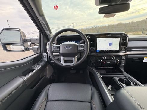 New 2026 Ford F250 Lariat w/ Lariat Premium Package image 31