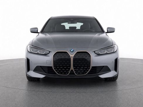 Used 2024 BMW i4 eDrive35 w/ Premium Package RWD image 5