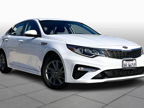 Used 2020 Kia Optima LX image 2