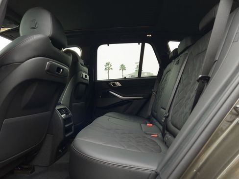 New 2026 BMW X5 xDrive40i w/ M Sport Package image 17