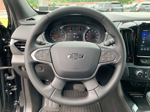 Certified 2023 Chevrolet Traverse LT w/ Midnight/Sport Edition AWD/4WD image 11