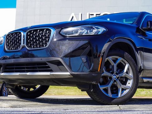 Used 2022 BMW X4 xDrive30i image 2
