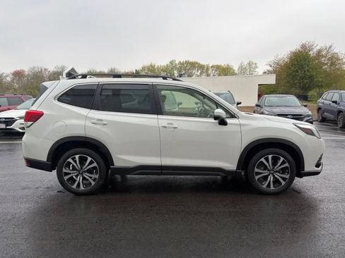 Used 2023 Subaru Forester Limited AWD/4WD image 6