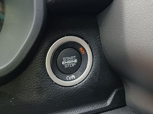 Used 2021 RAM 1500 Big Horn AWD/4WD image 15