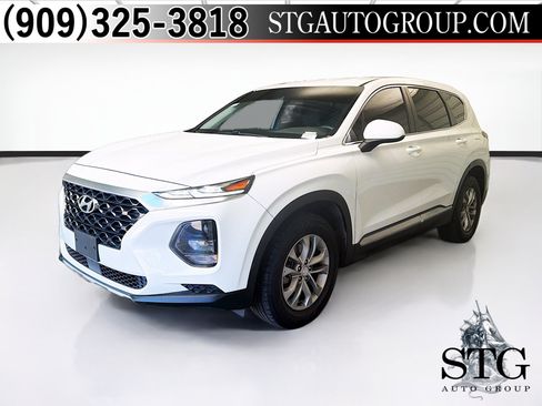 Used 2019 Hyundai Santa Fe SE FWD image 1
