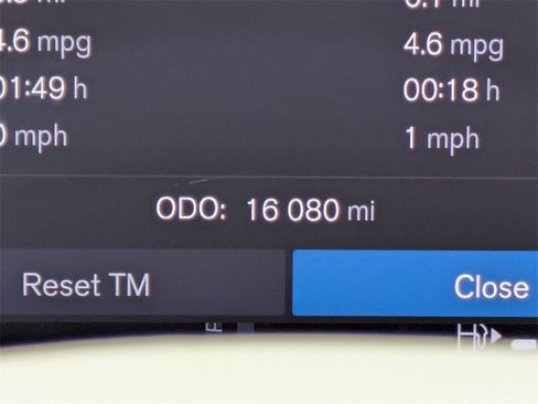 Certified 2025 Volvo XC90 B6 Ultra w/ Lounge Package image 41