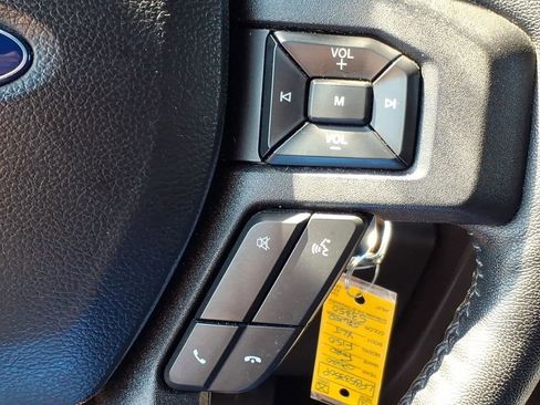Used 2020 Ford F150 XLT w/ Equipment Group 302A Luxury AWD/4WD image 22