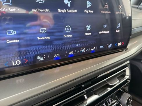 New 2026 Chevrolet Traverse LT w/ Sun and Wheel Package AWD/4WD image 32