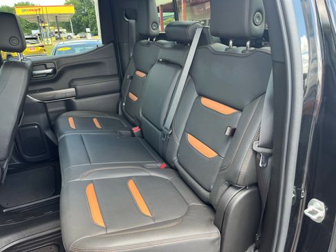 Used 2021 GMC Sierra 1500 AT4 w/ Technology Package image 22