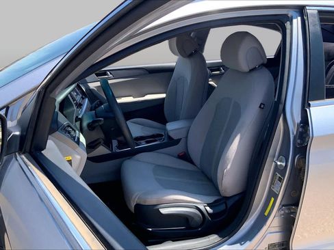 Used 2015 Hyundai Sonata SE FWD image 8
