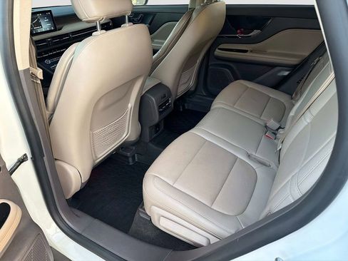 Used 2022 Lincoln Corsair Reserve w/ Elements Package FWD image 15