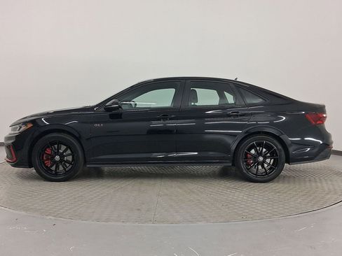 Used 2026 Volkswagen Jetta GLI Autobahn w/ GLI Black Package image 2