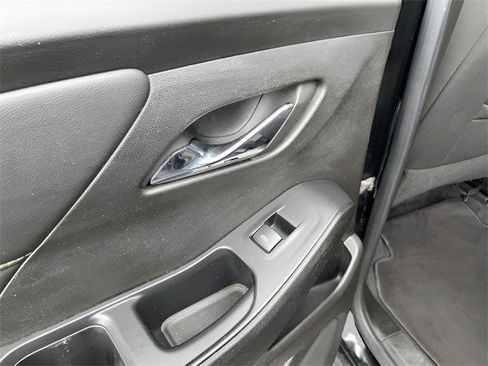 Certified 2021 Chevrolet Traverse LT image 28