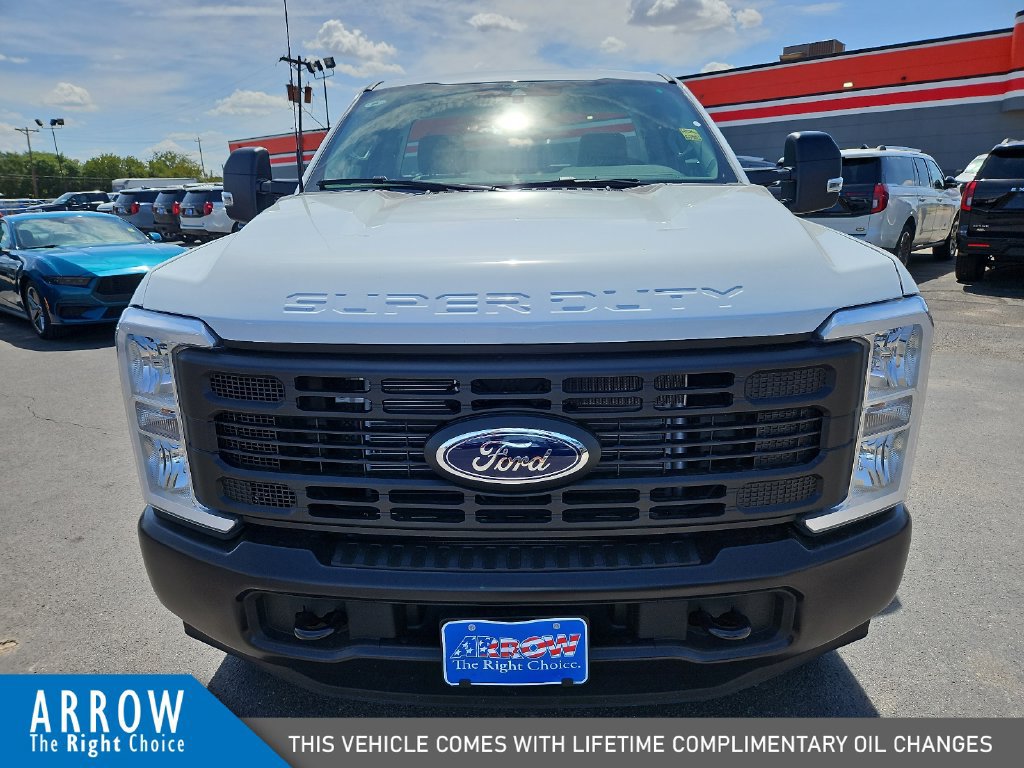 New 2026 Ford F250 XL w/ XL Off-Road Package AWD/4WD image 3