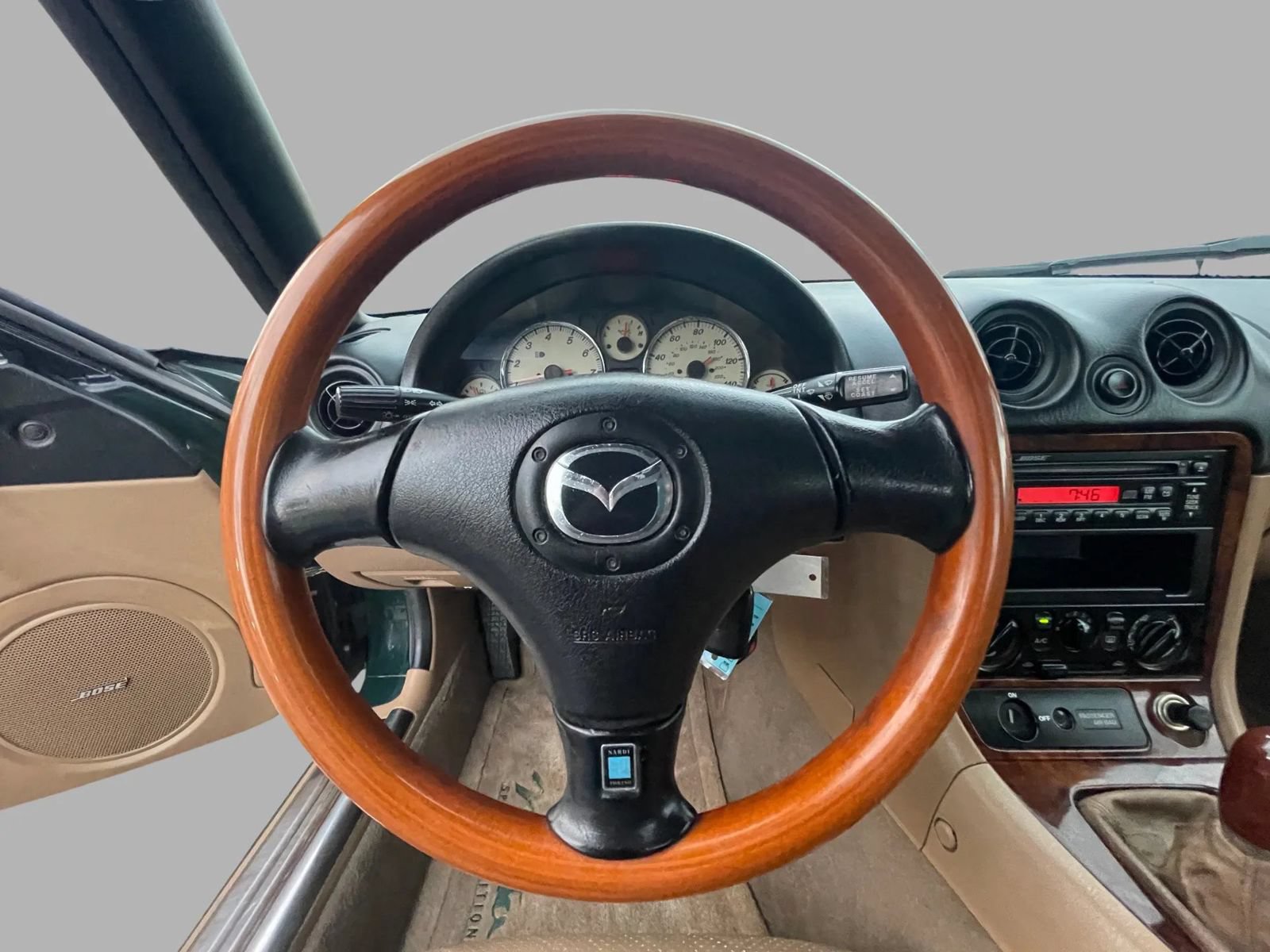 Used 2001 MAZDA MX-5 Miata RWD image 21