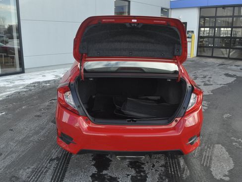 Used 2020 Honda Civic Sport image 11