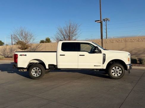 Used 2023 Ford F350 XLT image 3