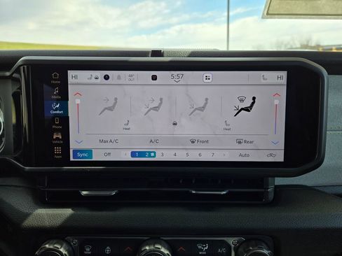 New 2026 Jeep Gladiator Sport AWD/4WD image 20