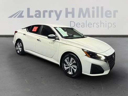 Certified 2025 Nissan Altima 2.5 S image 7