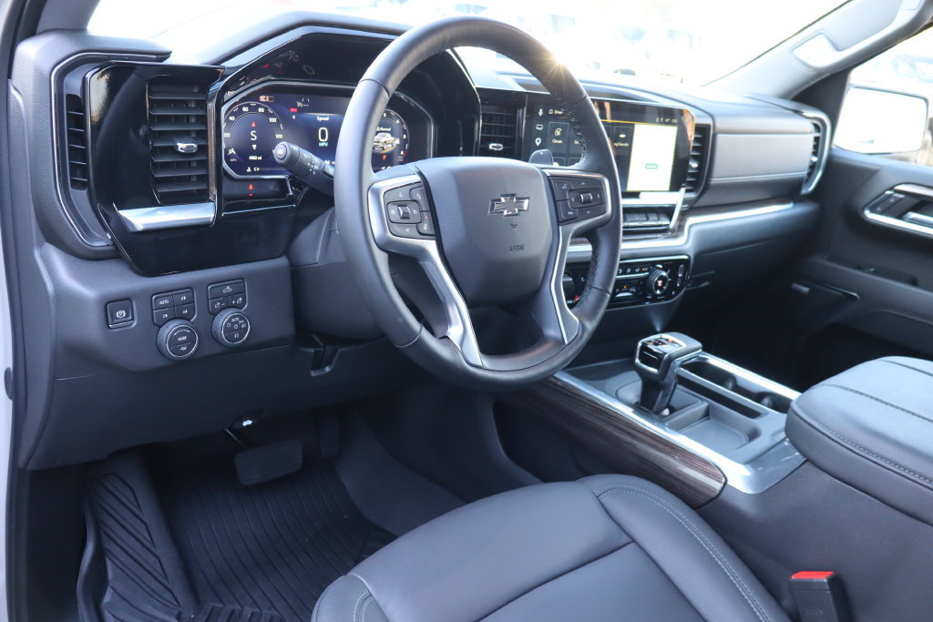 New 2026 Chevrolet Silverado 1500 RST AWD/4WD image 5