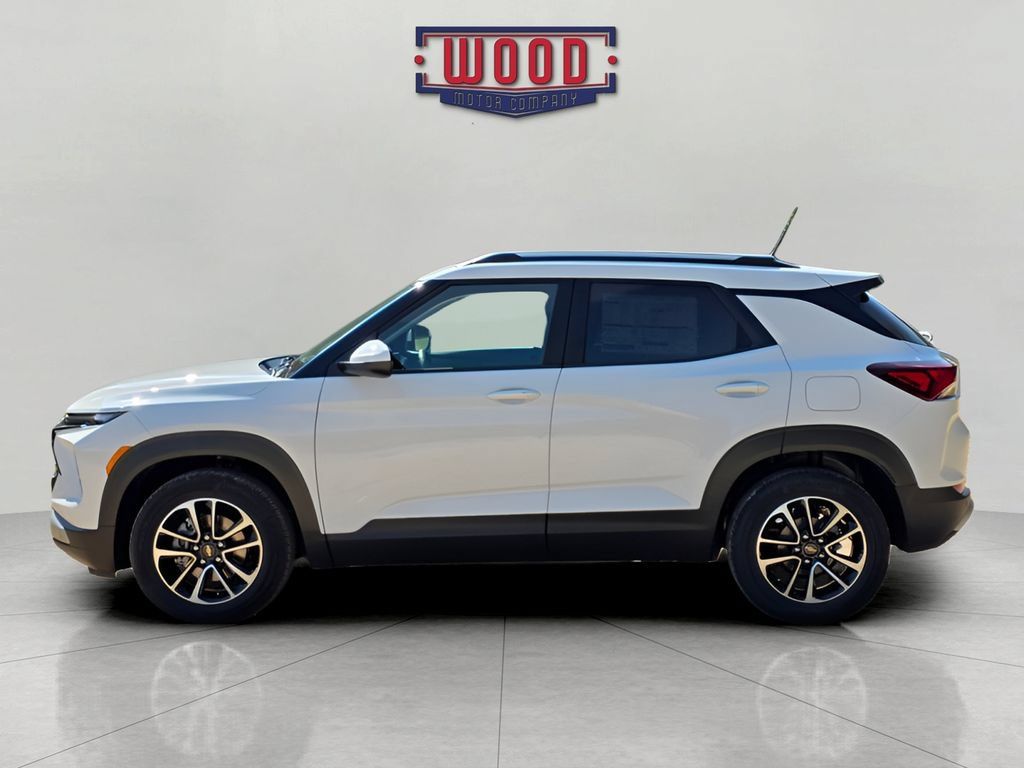 New 2026 Chevrolet TrailBlazer LT w/ LT Cold Weather Package FWD image 4