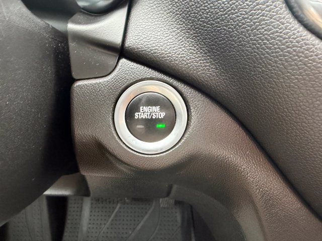 Used 2018 Chevrolet Equinox LT FWD image 25