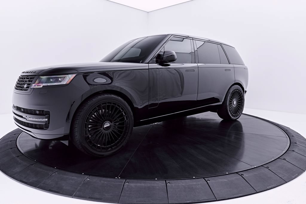 Used 2026 Land Rover Range Rover Long Wheelbase SE AWD/4WD image 9