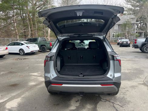 Certified 2025 Chevrolet Equinox LT w/ Safety and Technology Package AWD/4WD image 40