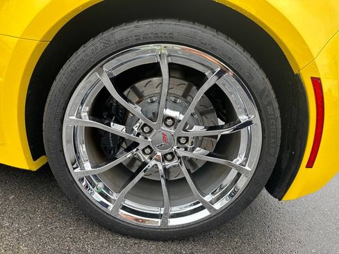 Used 2019 Chevrolet Corvette Grand Sport RWD image 21
