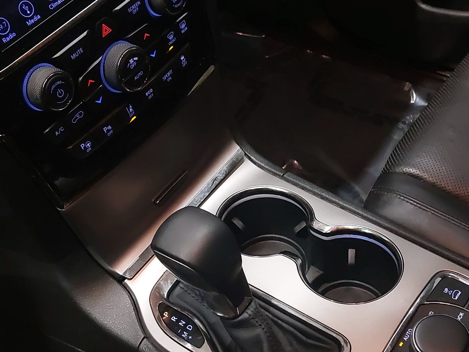 Used 2019 Jeep Grand Cherokee High Altitude AWD/4WD image 24